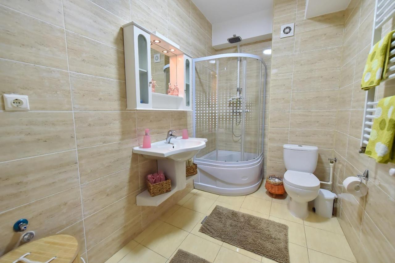 Apartment Summerland Mamaia Exterior foto