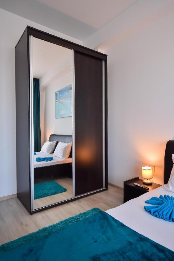 Apartment Summerland Mamaia Exterior foto